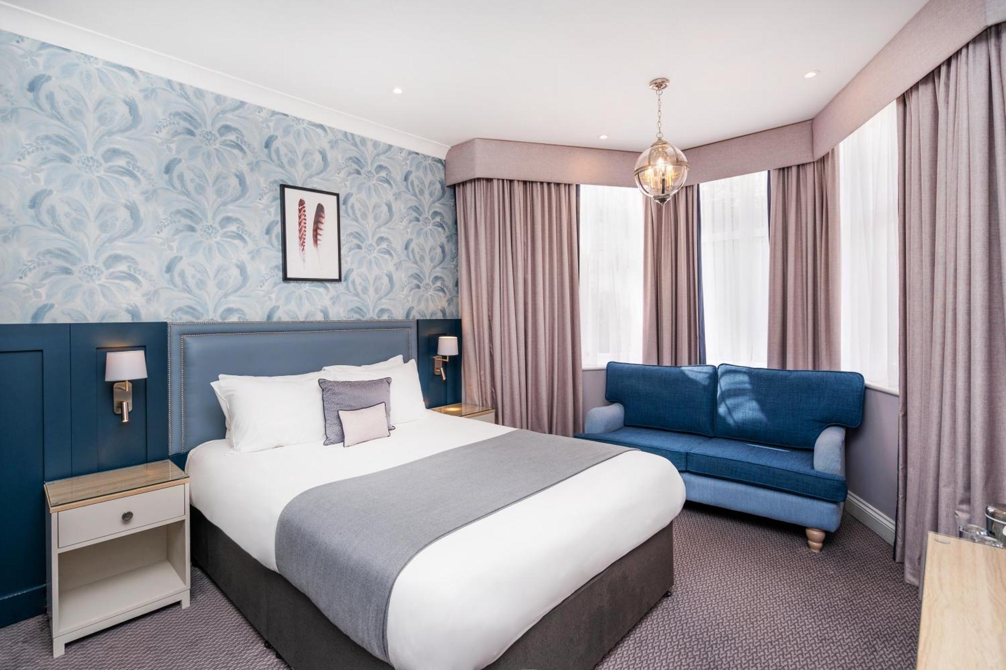 Bromley Court Hotel London Екстериор снимка