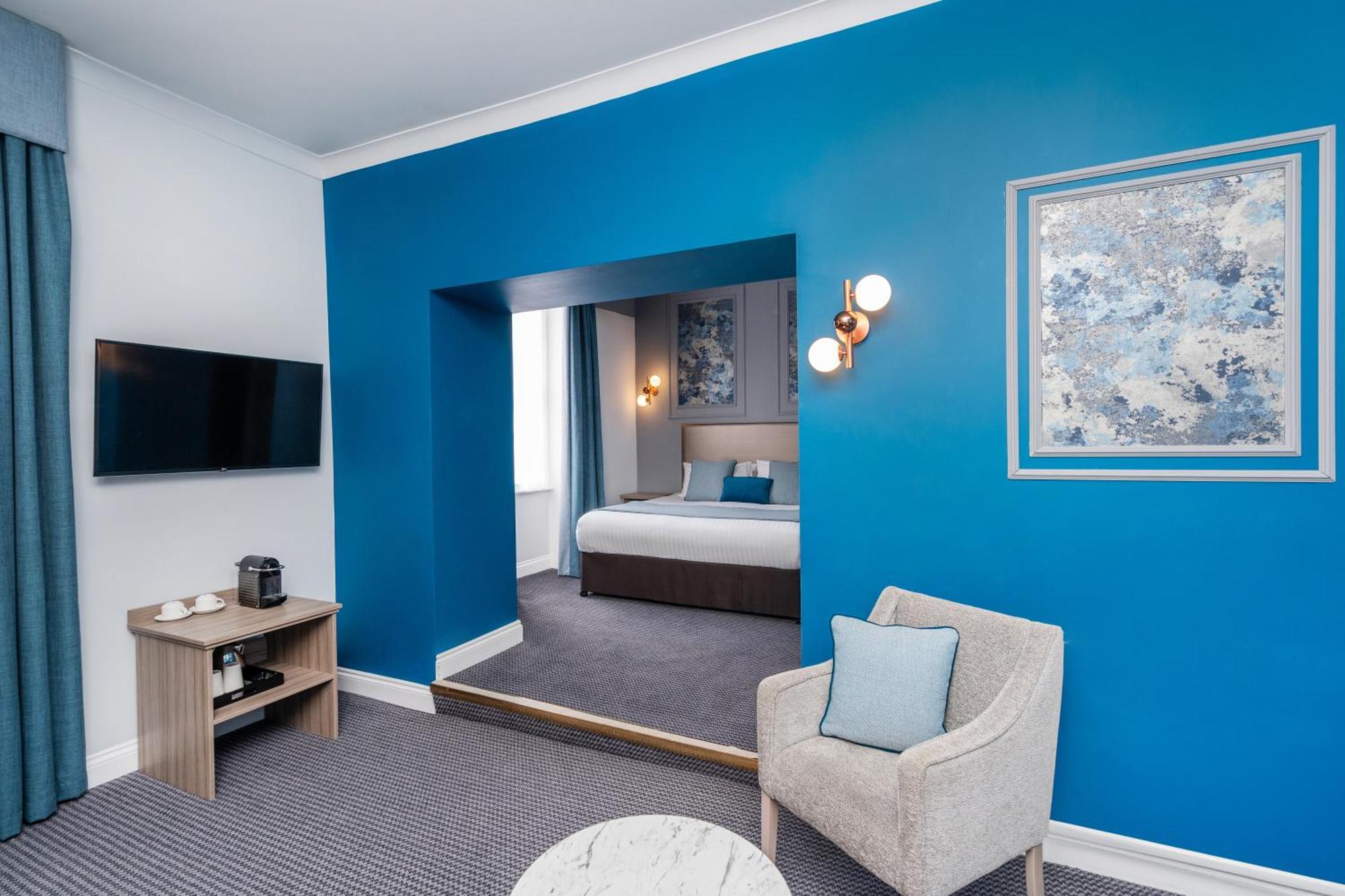 Bromley Court Hotel London Екстериор снимка