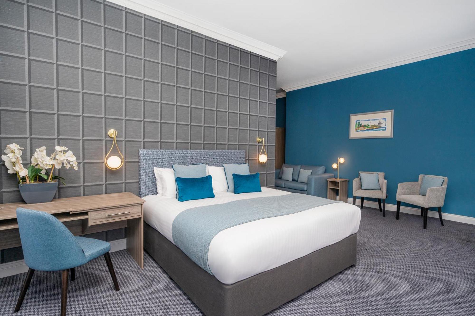 Bromley Court Hotel London Екстериор снимка