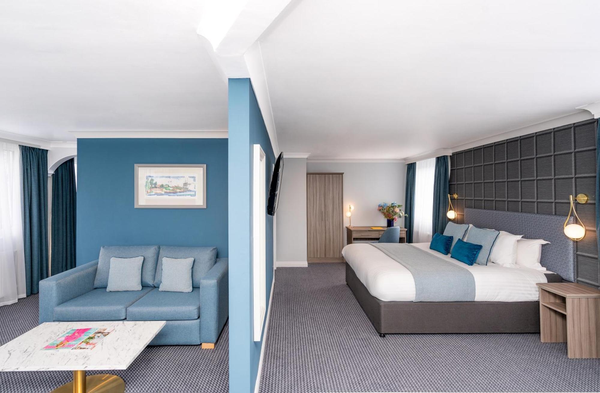 Bromley Court Hotel London Екстериор снимка