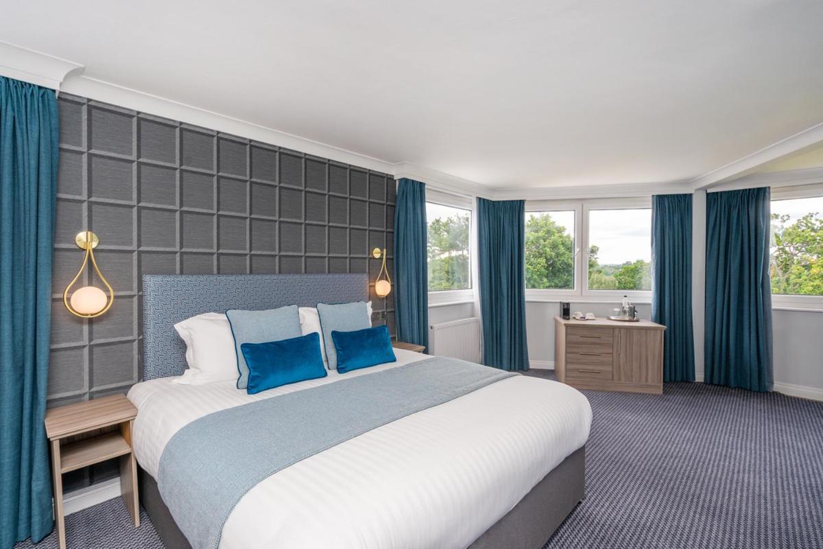 Bromley Court Hotel London Екстериор снимка