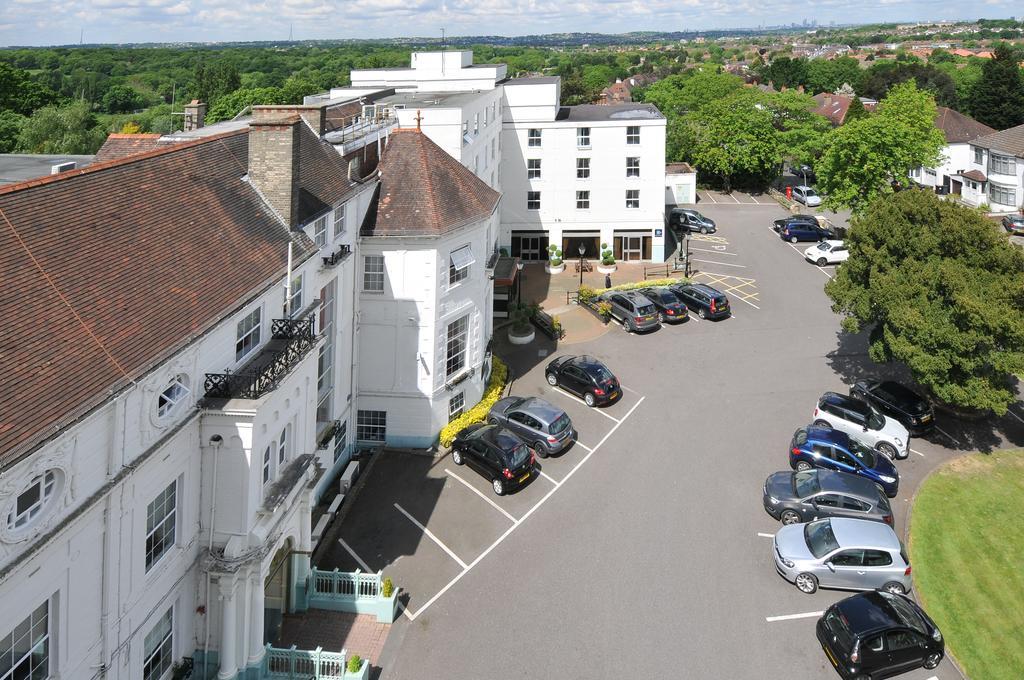 Bromley Court Hotel London Екстериор снимка