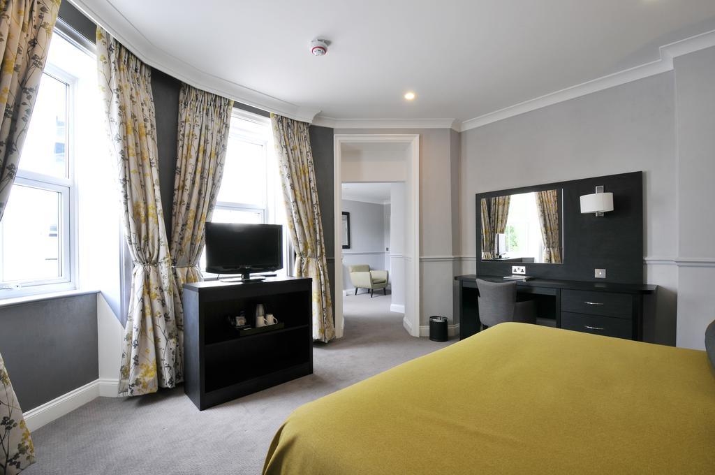 Bromley Court Hotel London Екстериор снимка
