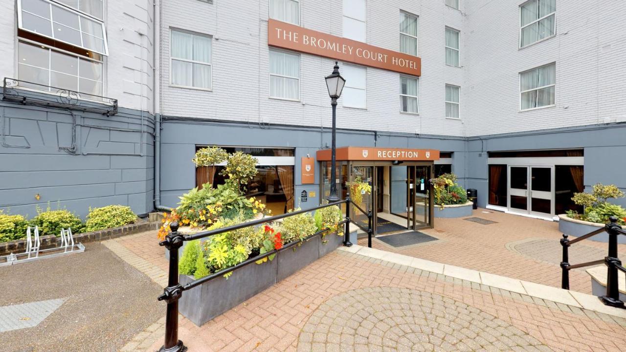 Bromley Court Hotel London Екстериор снимка